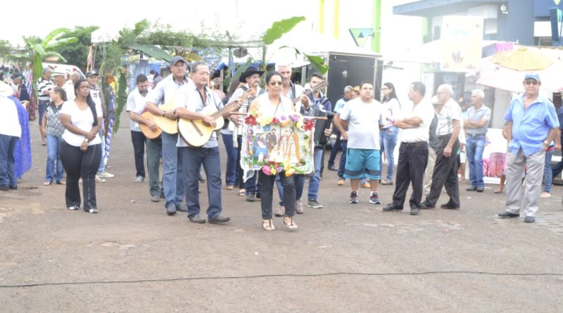 Câmara aprova Projeto de Lei que autoriza a concessão de subvenção social à Associação de Folia De Reis de Indianópolis-MG para o ano de 2023.